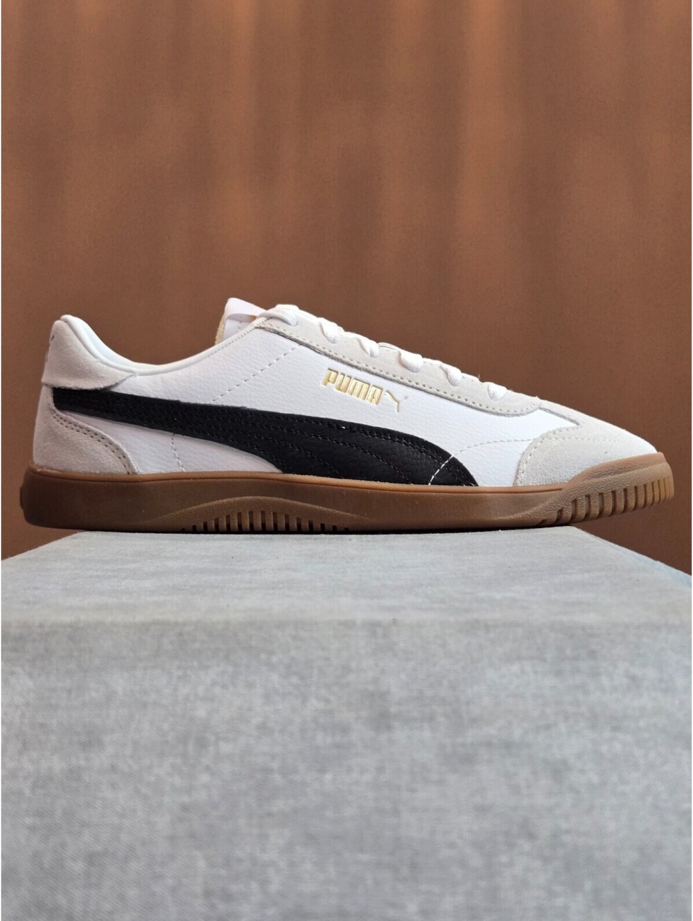 PUMA Club 5v5 Suede - White / Black / Gray (398670-02) Women's 8 NEW